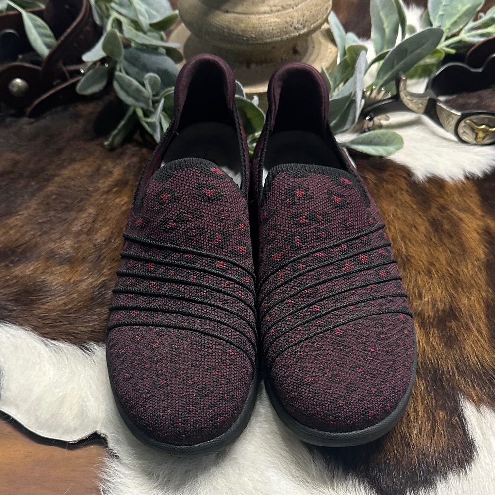 Cloudsteppers by Clarks Burgundy and Black  animal print Sneakers